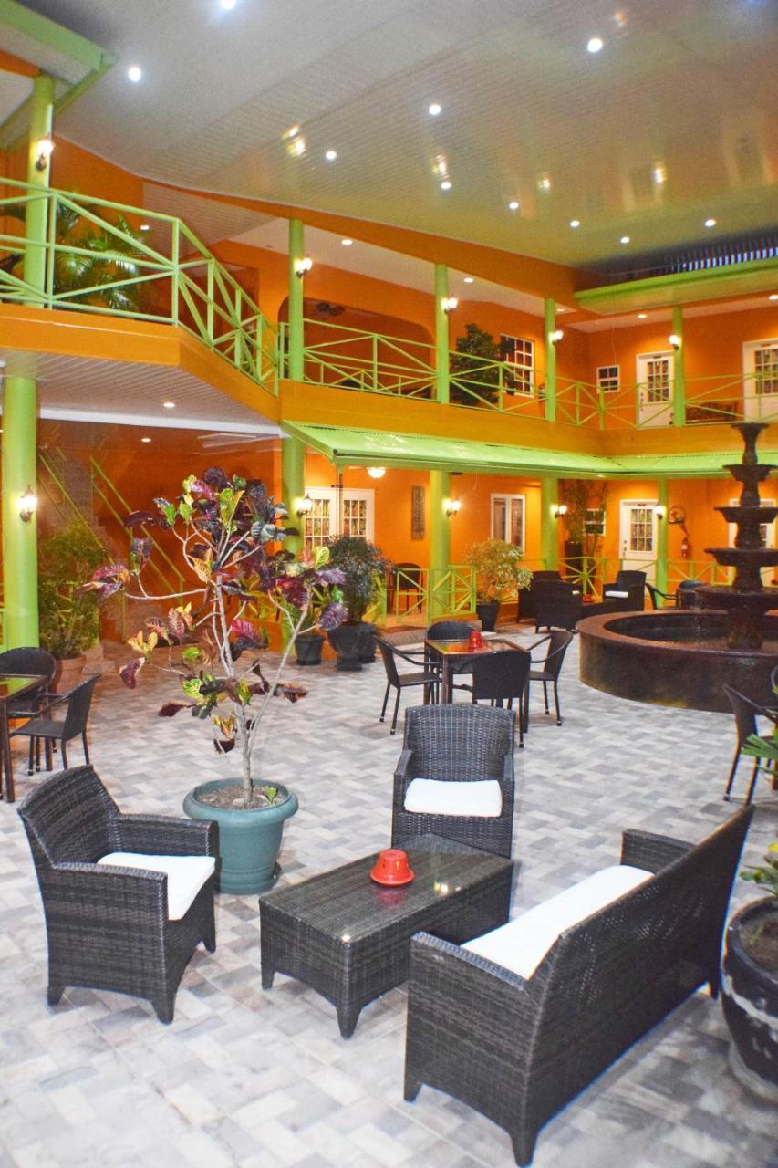 Beverly'S Oasis Suites Scarborough Eksteriør bilde