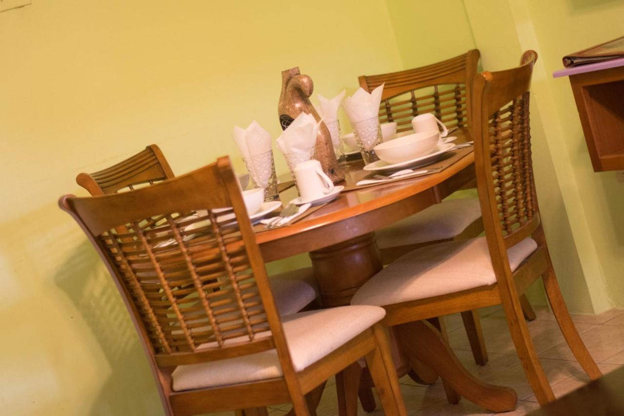 Beverly'S Oasis Suites Scarborough Eksteriør bilde