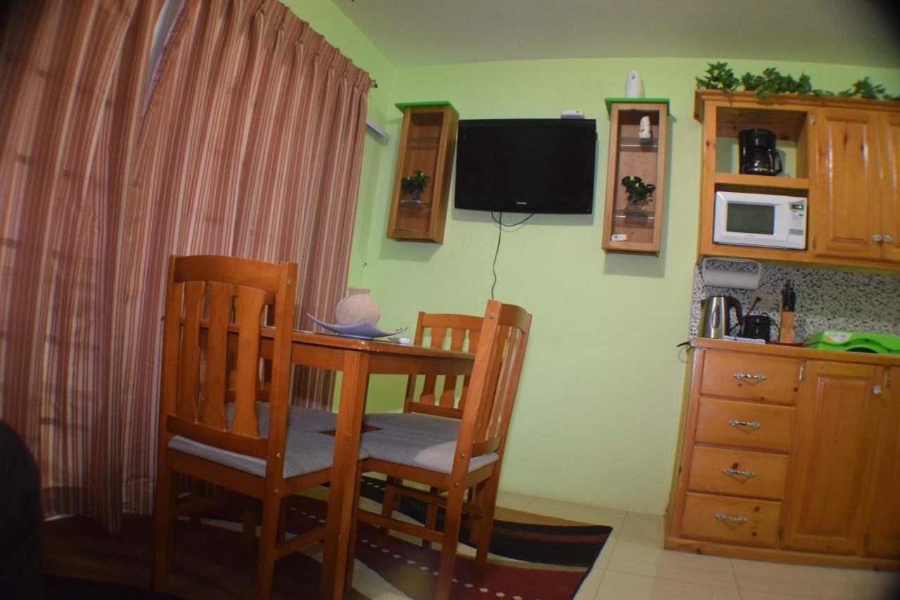Beverly'S Oasis Suites Scarborough Eksteriør bilde